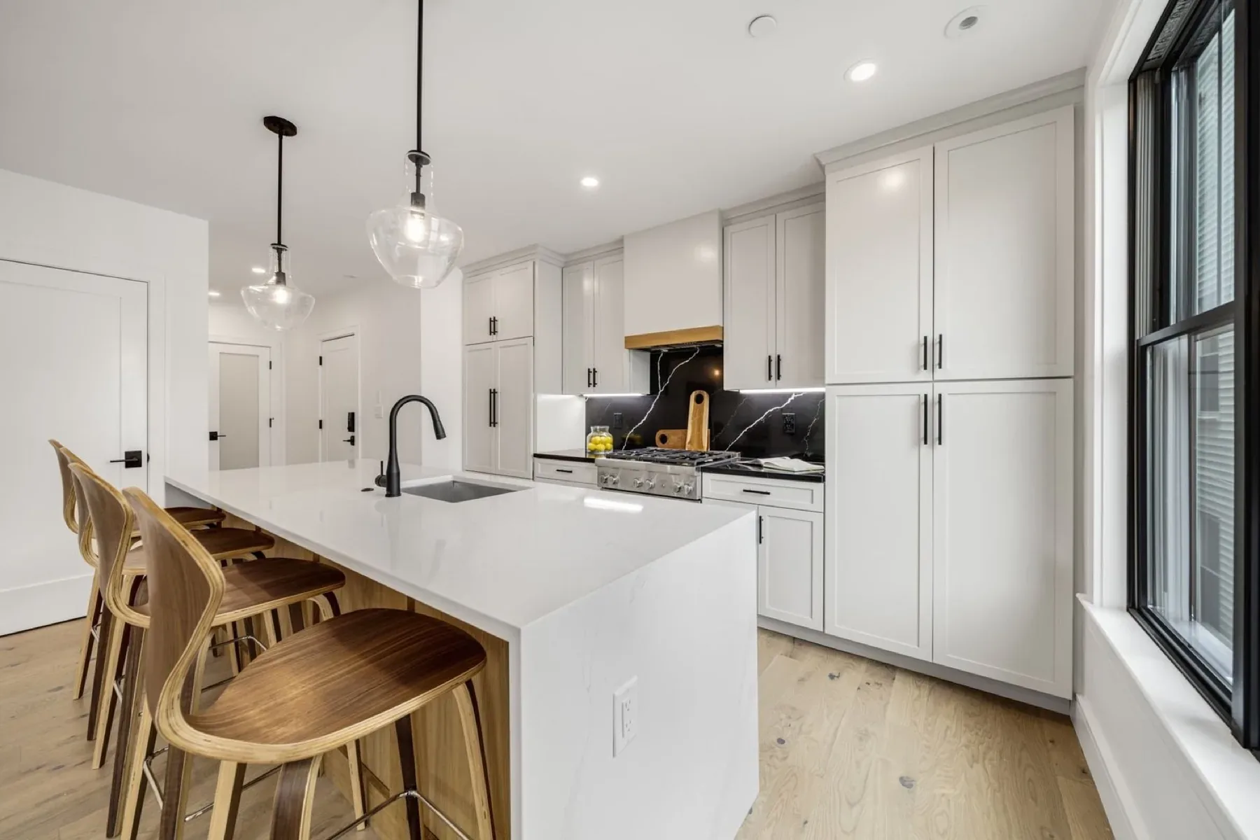 Finished residence at The Residences at 57 Saratoga, view 8